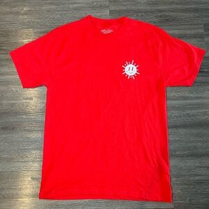 Super nice T-shirt with a crewneck.